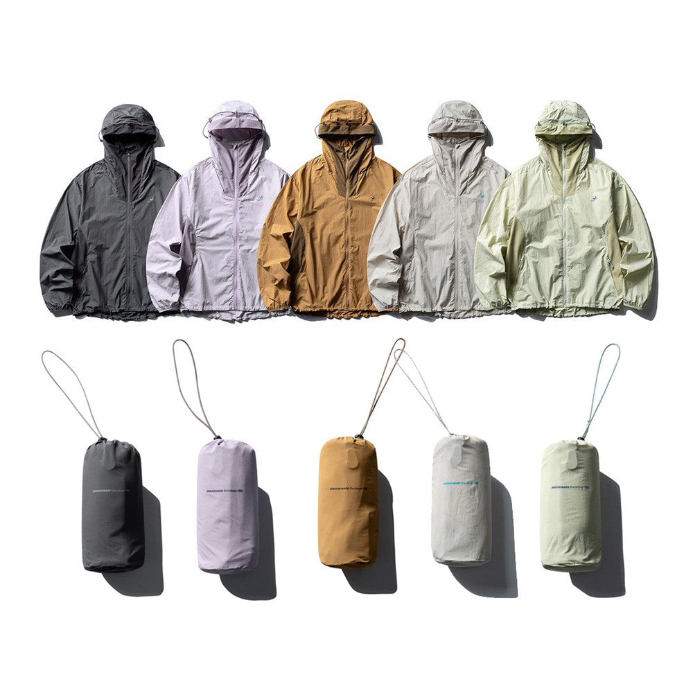 Lightweight hooded sunscreen jacket